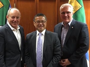 Kerry Diotte, MP & John Brassard, MP meeting with Councillor, Acting Mayor of Vancouver and Federation of Canadian Municipalities Raymond Louie